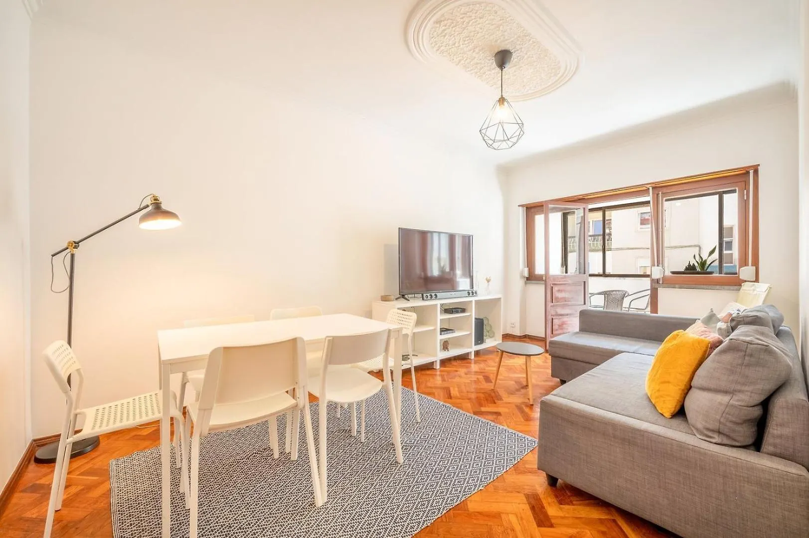 GuestReady - Beachside Apartment near Praia de Carcavelos Parede